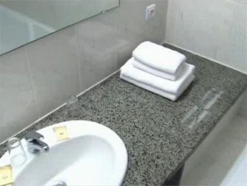 Hotel Le Strasbourg مُلووز المظهر الخارجي الصورة